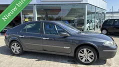 Grijs, metallic lak Gebruikt 2007 Renault Laguna III Business Hatchback | € 2.944 (Eerlijke prijs)
