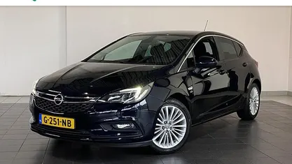 Blauw Gebruikt 2019 Opel Astra Edition Hatchback | € 13.840 (Eerlijke prijs)