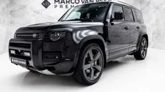 Santorini black (zwart metallic) Gebruikt 2022 Land Rover Defender Stationwagen | € 79.850 (Eerlijke prijs)