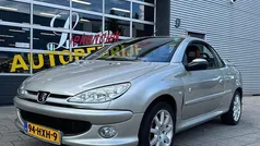 Grijs Gebruikt 2003 Peugeot 206 CC Sport Cabriolet | € 2.150 (Eerlijke prijs)