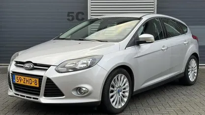 Occasion Ford Focus 150 PK (110 kW) 2012 Grijs Hatchback