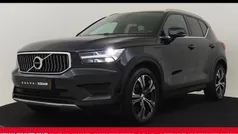 Zwart Gebruikt 2021 Volvo XC40 Inscription SUV | € 33.490 (Eerlijke prijs)