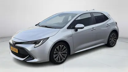 Gebruikt 2019 Toyota Corolla Business Edition Hatchback | € 19.900 (Eerlijke prijs)