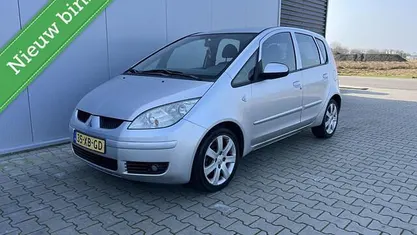 Occasion Mitsubishi Colt Inform 95 PK (69 kW) 2007 Grijs Hatchback