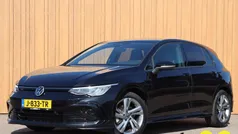 Zwart Gebruikt 2020 VW Golf VII R-line Hatchback | € 23.940 (Eerlijke prijs)