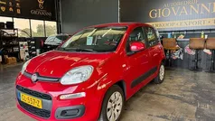 Rood Gebruikt 2015 Fiat Panda Hatchback | € 2.950 (Goede deal)