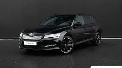 Zwart Occasion 2024 Skoda Superb Business Line Stationwagen | € 29.645 (Goede deal)