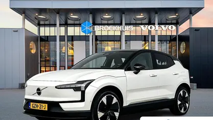 Wit Gebruikt 2025 Volvo EX30 Ultra SUV | € 37.895 (Eerlijke prijs)