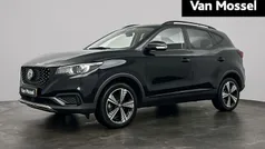 Zwart Gebruikt 2021 MG ZS Luxury Sedan | € 16.995 (Eerlijke prijs)