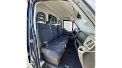 Grijs Gebruikt 2015 Iveco Daily Van | € 11.999 (Eerlijke prijs)