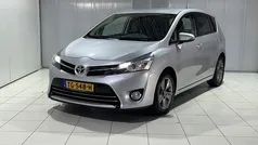 Grijs Gebruikt 2015 Toyota Verso Business Edition MPV | € 11.400 (Eerlijke prijs)