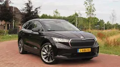 Zwart Gebruikt 2021 Skoda Enyaq iV SUV | € 29.490 (Eerlijke prijs)