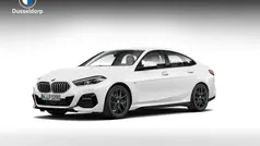 Wit Gebruikt 2023 BMW 218 M Sport Coupé | € 30.995 (Eerlijke prijs)