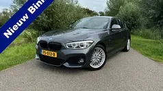 Grijs Gebruikt 2017 BMW 118 Executive Hatchback | € 17.888 (Eerlijke prijs)