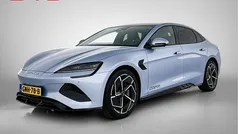 Blauw metallic Gebruikt 2024 BYD Seal Design Sedan | € 40.945 (Goede deal)