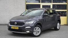 Grijs Gebruikt 2021 VW T-Roc Style SUV | € 17.950 (Goede deal)