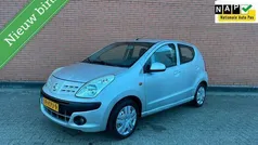 Grijs Gebruikt 2010 Nissan Pixo Acenta Hatchback | € 2.695 (Goede deal)