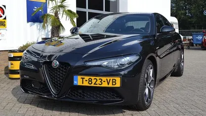 Occasion Alfa Romeo Giulia Super 203 PK (149 kW) 2021 Zwart Sedan