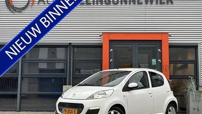 Occasion Peugeot 107 Active 68 PK (50 kW) 2012 Wit Hatchback