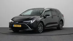 Zwart Gebruikt 2020 Toyota Corolla Executive Stationwagen | € 22.745 (Eerlijke prijs)