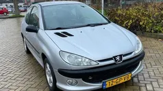 Grijs Gebruikt 2001 Peugeot 206 Hatchback | € 499 (Super prijs)