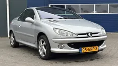 Grijs Gebruikt 2002 Peugeot 206 CC Cabriolet | € 1.750 (Eerlijke prijs)