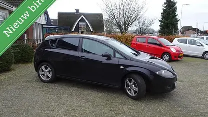 Zwart Gebruikt 2007 Seat Leon Hatchback | € 2.650 (Eerlijke prijs)