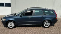 Blauw Gebruikt 2004 Volvo V50 Momentum Stationwagen | € 3.450 (Eerlijke prijs)
