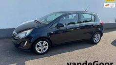 Gebruikt 2013 Opel Corsa Design Edition Hatchback | € 3.950 (Eerlijke prijs)