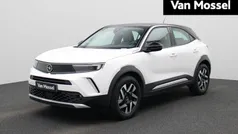 Wit Gebruikt 2023 Opel Mokka-e Elegance SUV | € 21.900 (Eerlijke prijs)