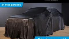 Rood Gebruikt 2023 Mercedes 180 Premium Sedan | € 34.950 (Eerlijke prijs)