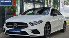 Wit Gebruikt 2021 Mercedes A250 AMG line Sedan | € 27.890 (Eerlijke prijs)