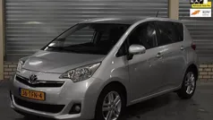 Gebruikt 2012 Toyota Verso-S MPV | € 9.950 (Eerlijke prijs)