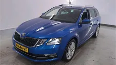 Blauw Gebruikt 2020 Skoda Octavia Business Line Stationwagen | € 19.950 (Eerlijke prijs)