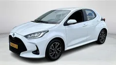 Wit Gebruikt 2024 Toyota Yaris Hatchback | € 21.900 (Eerlijke prijs)