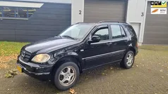 Zwart Gebruikt 1999 Mercedes ML320 SUV | € 2.450 (Super prijs)