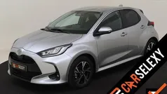 Gebruikt 2025 Toyota Yaris Hatchback | € 27.490 (Eerlijke prijs)