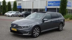 Grijs Gebruikt 2016 VW Passat Highline Stationwagen | € 9.750 (Goede deal)