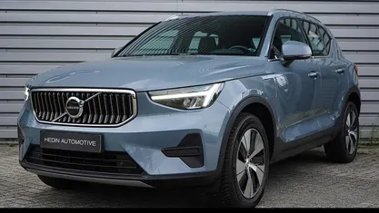 Grijs Gebruikt 2022 Volvo XC40 Inscription SUV | € 34.995 (Eerlijke prijs)