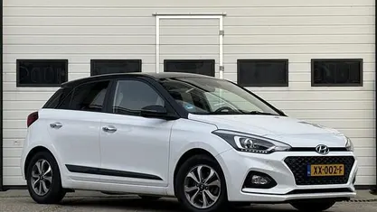 Occasion Hyundai i20 Premium 99 PK (72 kW) 2019 Wit Hatchback
