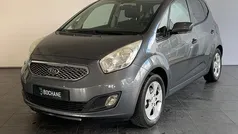 Steel gray metallic (9a) Gebruikt 2011 Kia Venga Hatchback | € 5.950 (Eerlijke prijs)