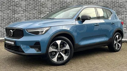 Blauw Gebruikt 2025 Volvo XC40 Plus SUV | € 43.694 (Eerlijke prijs)