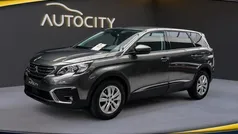 Grijs, metallic lak Gebruikt 2019 Peugeot 5008 Active MPV | € 19.950 (Eerlijke prijs)