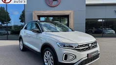 Gebruikt 2024 VW T-Roc Style SUV | € 34.445 (Eerlijke prijs)