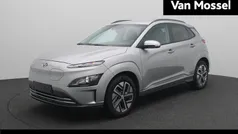 Grijs, metallic lak Nieuw 2024 Hyundai Kona Pure SUV | € 31.840 (Eerlijke prijs)