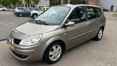 Beige Gebruikt 2008 Renault Grand Scénic II Business MPV | € 2.250 (Eerlijke prijs)