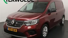 Rouge carmin Gebruikt 2023 Renault Kangoo Van | € 18.945 (Goede deal)