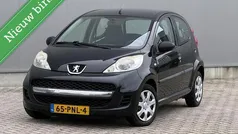 Zwart Gebruikt 2011 Peugeot 107 Hatchback | € 2.690 (Eerlijke prijs)