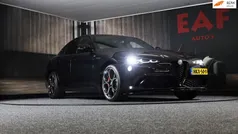 Zwart Gebruikt 2024 Alfa Romeo Giulia Sedan | € 59.750 (Eerlijke prijs)