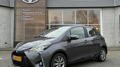 Occasion 2021 Toyota Yaris Hybrid Design Hatchback | € 13.890 (Super prijs)